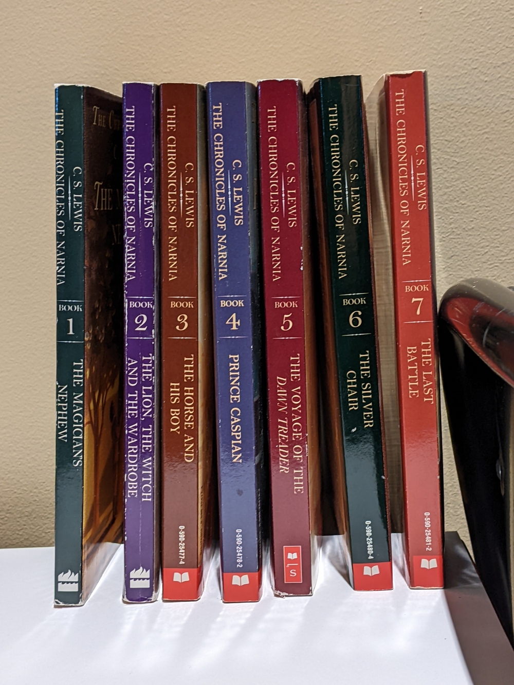 C. S. Lewis The Chronicles of Narnia 7-Book Set — Multicolor
